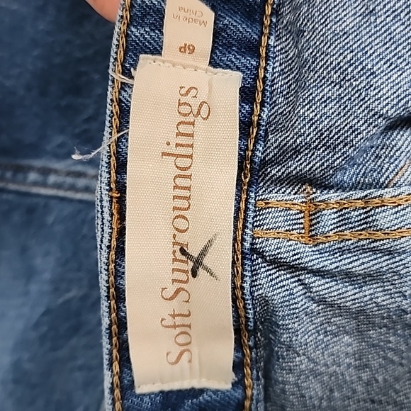 SOFT SURROUNFDINGS HIGH-RISE CROP JEANS/ 6P - Picture 4 of 12